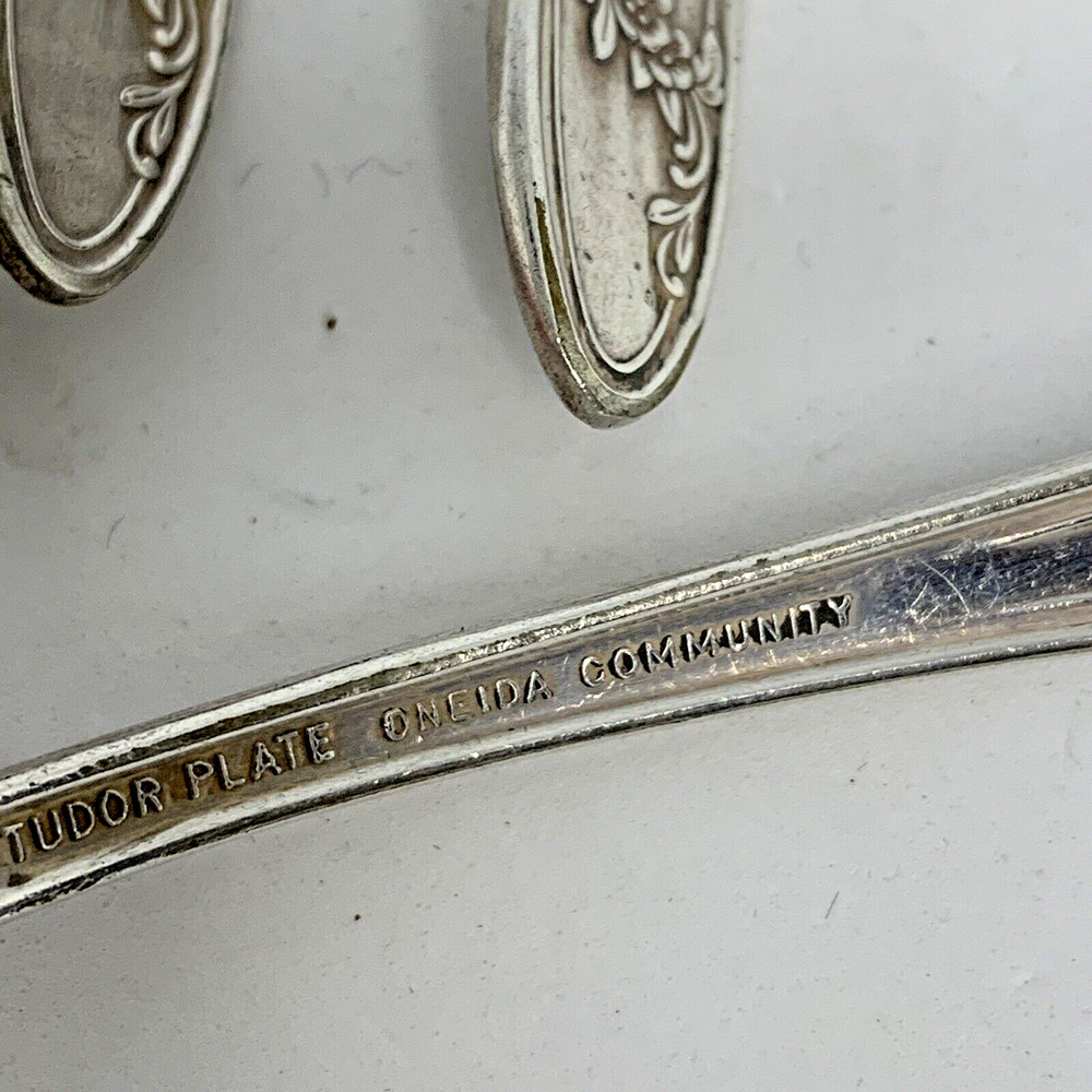 4 Oneida Community Queen Bess II Tudor Silverplate 6" Teaspoons Spoons Flatware