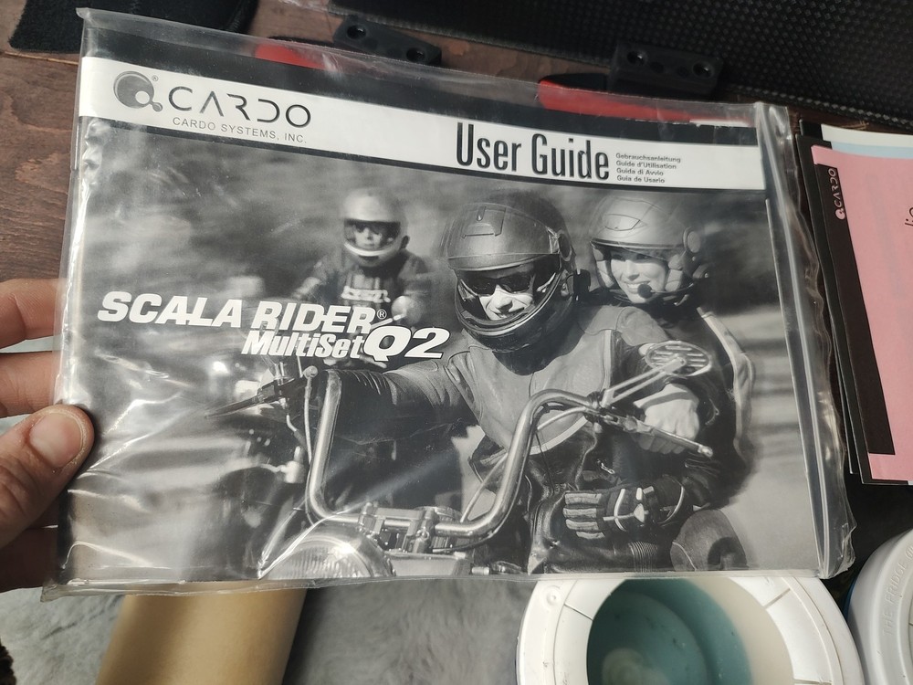 Cardo Scala Rider Q2 Bluetooth Radio Intercom Motorcycle Headset Untested