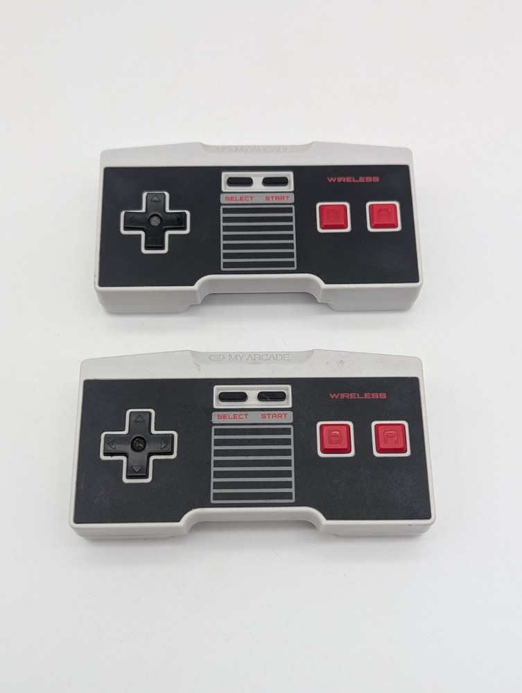 Original NES Mini Classic Console Nintendo System 2 Wireless Controllers
