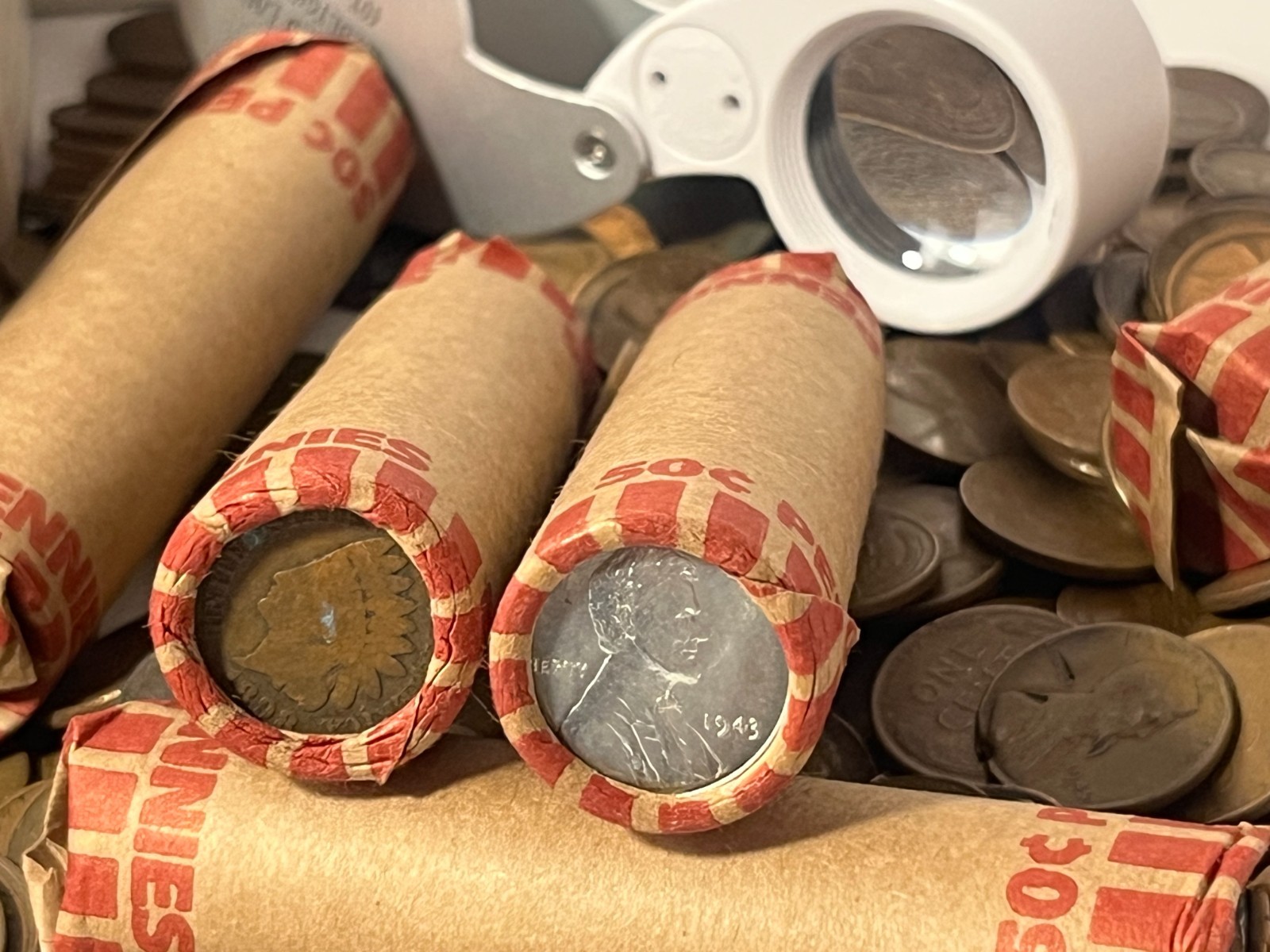 1 roll of UNSEARCHED wheat pennies w/steel cent one end & indian head other end