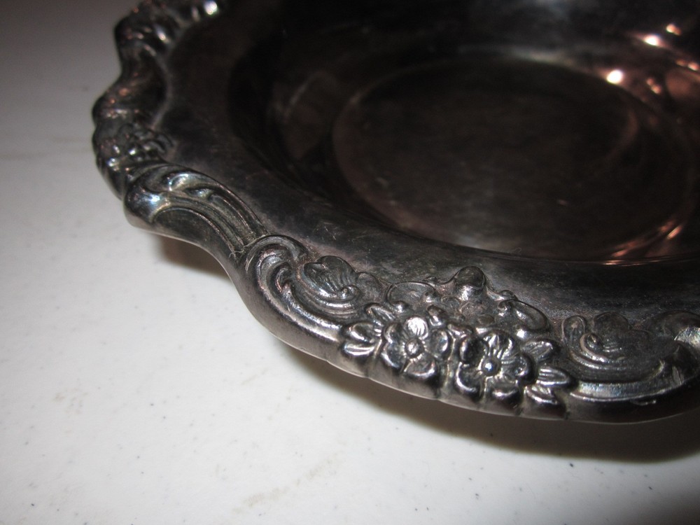 Vintage Lancaster Rose EPCA Silverplate By Poole 438 Patterned Dish 8 Inch