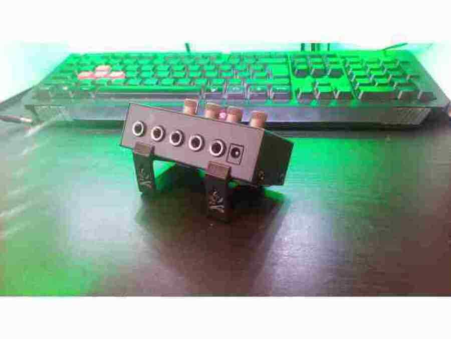 Convenient Angled Stand for Behringer HA400 Amplifier & MX400 Mixer