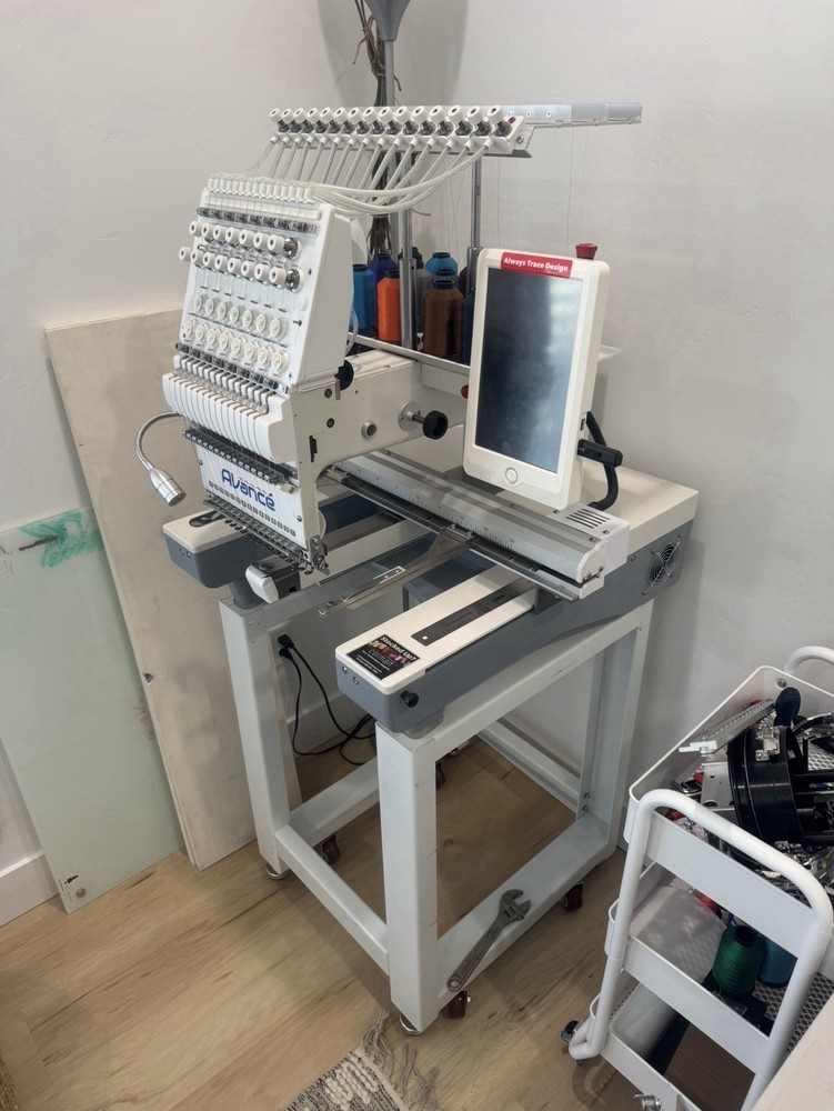 Avancé Single Head 15 Needle Industrial Embroidery Machine Electronic Control