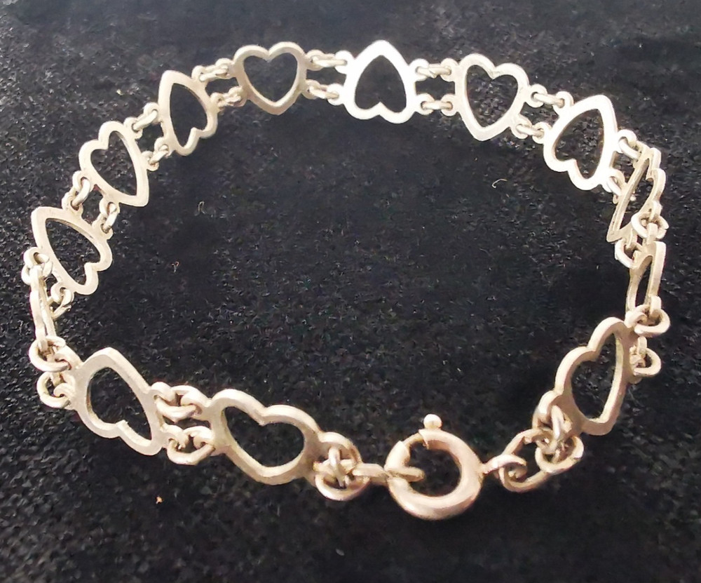 Solid Silver Loveheart Bracelet