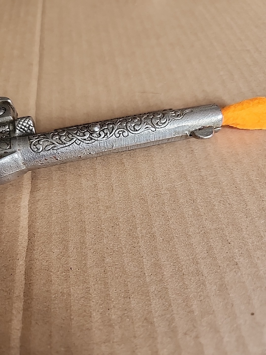 Vintage Hubley Texan 50 Shot Repeating Pistol Cap Replica TOY Gun Longhorn Grip