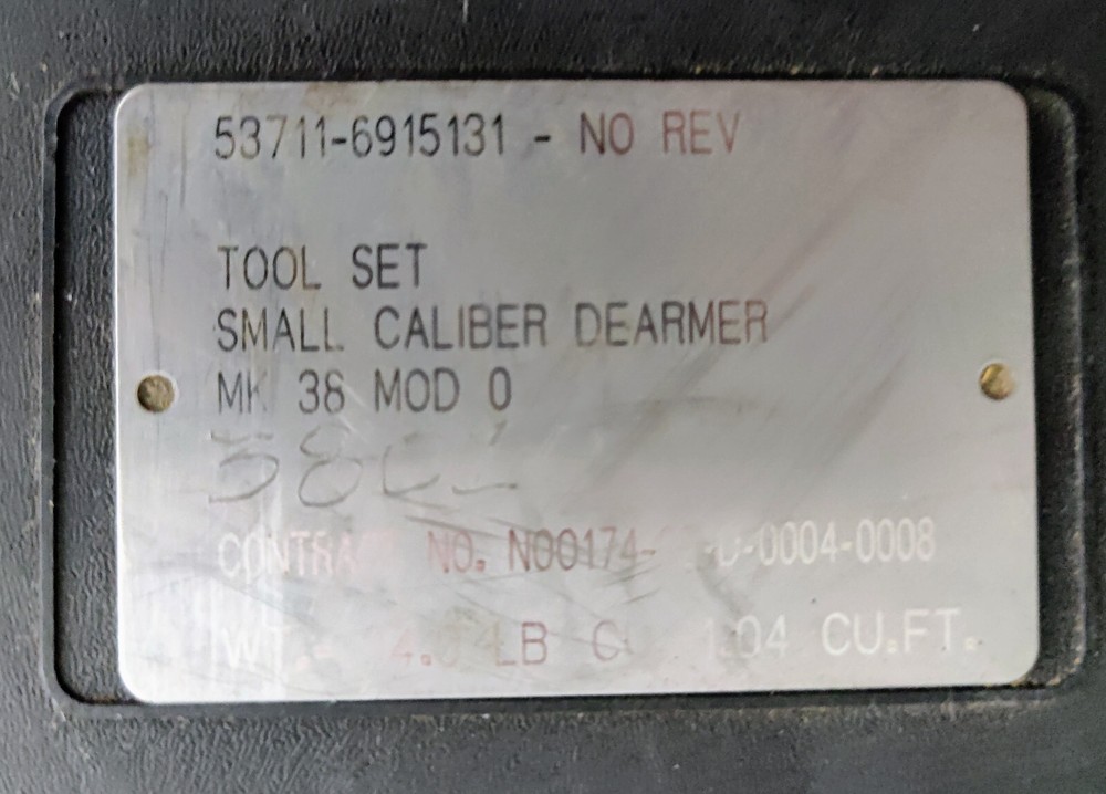 BLACK HARDSHELL DURABLE WATERPROOF CRUSHPROOF PLASTIC STORAGE CASE