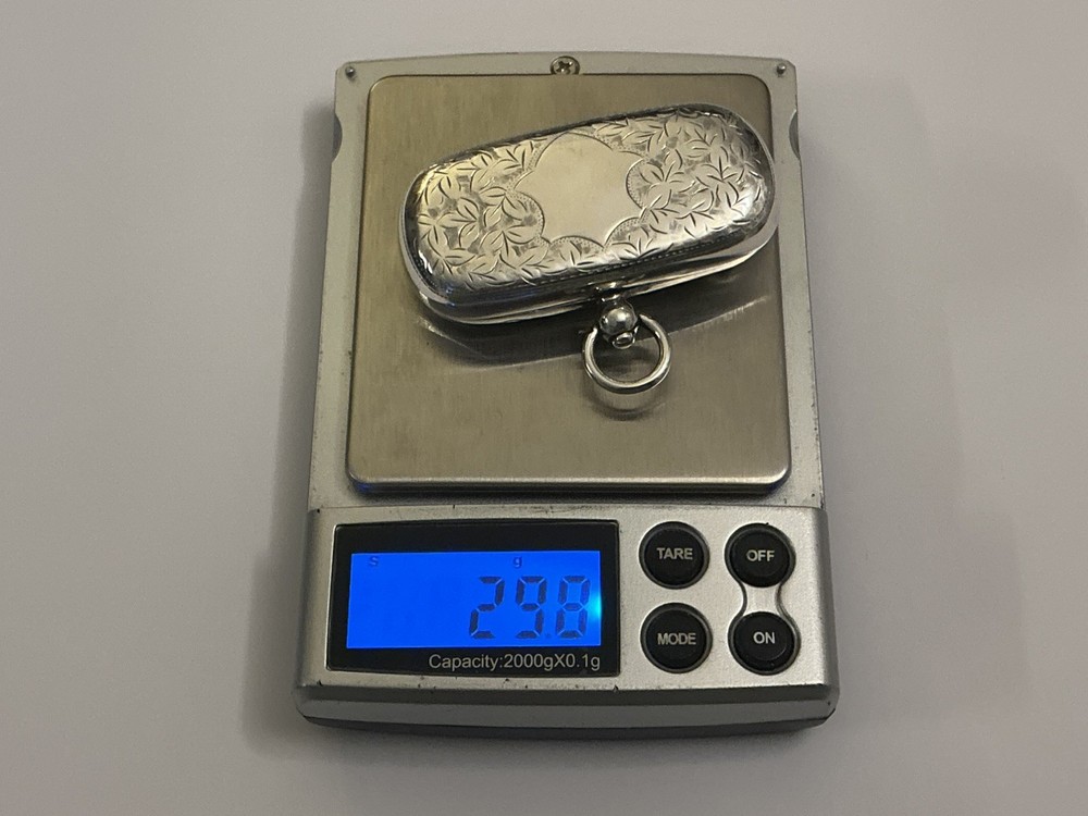 Beautiful Solid Silver Double Sovereign Case by E J Trevitt & Sons Chester 1912