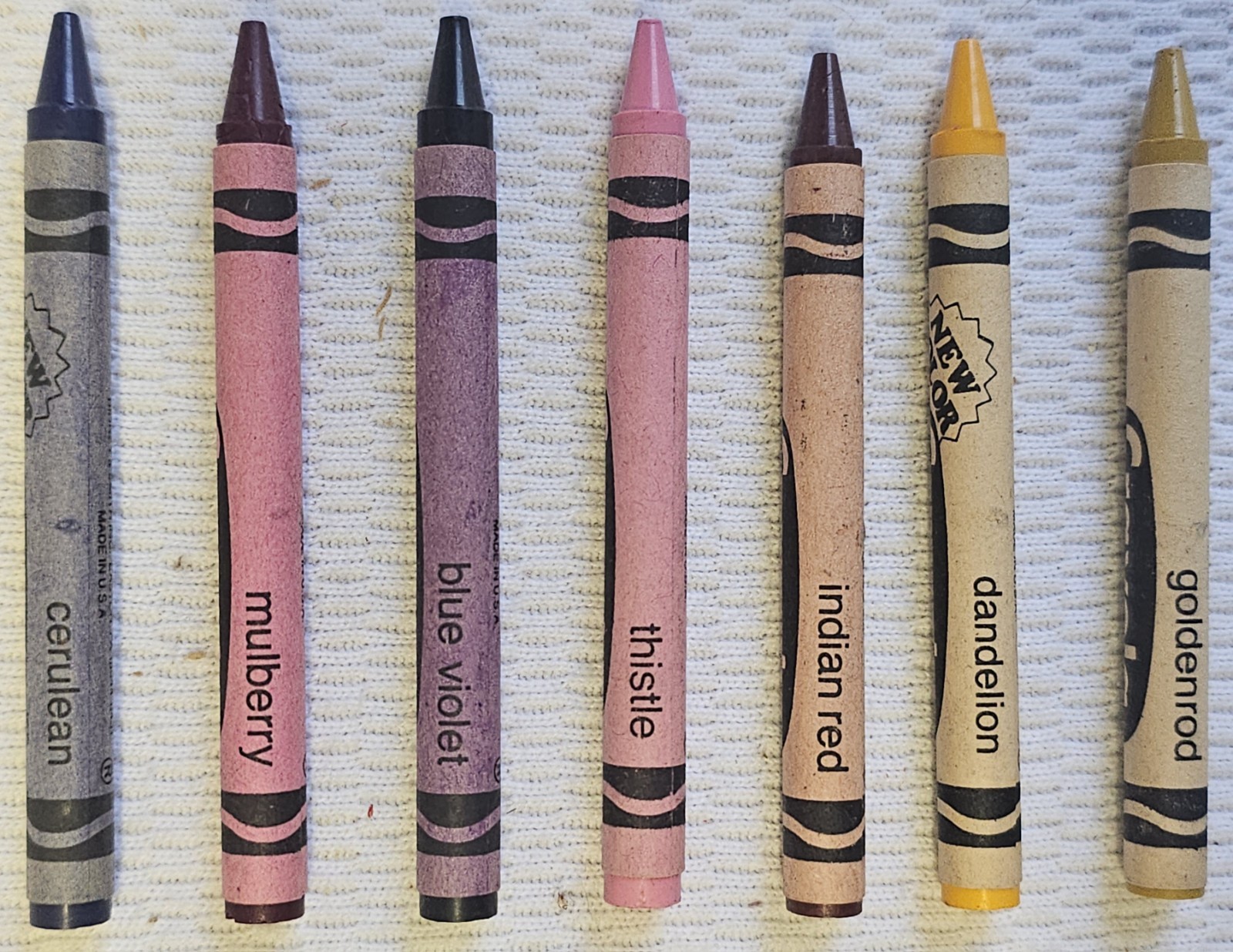 1990 Crayola Crayons 1st EVER Dandelion Cerulean + Indian Red Thistle Goldenrod