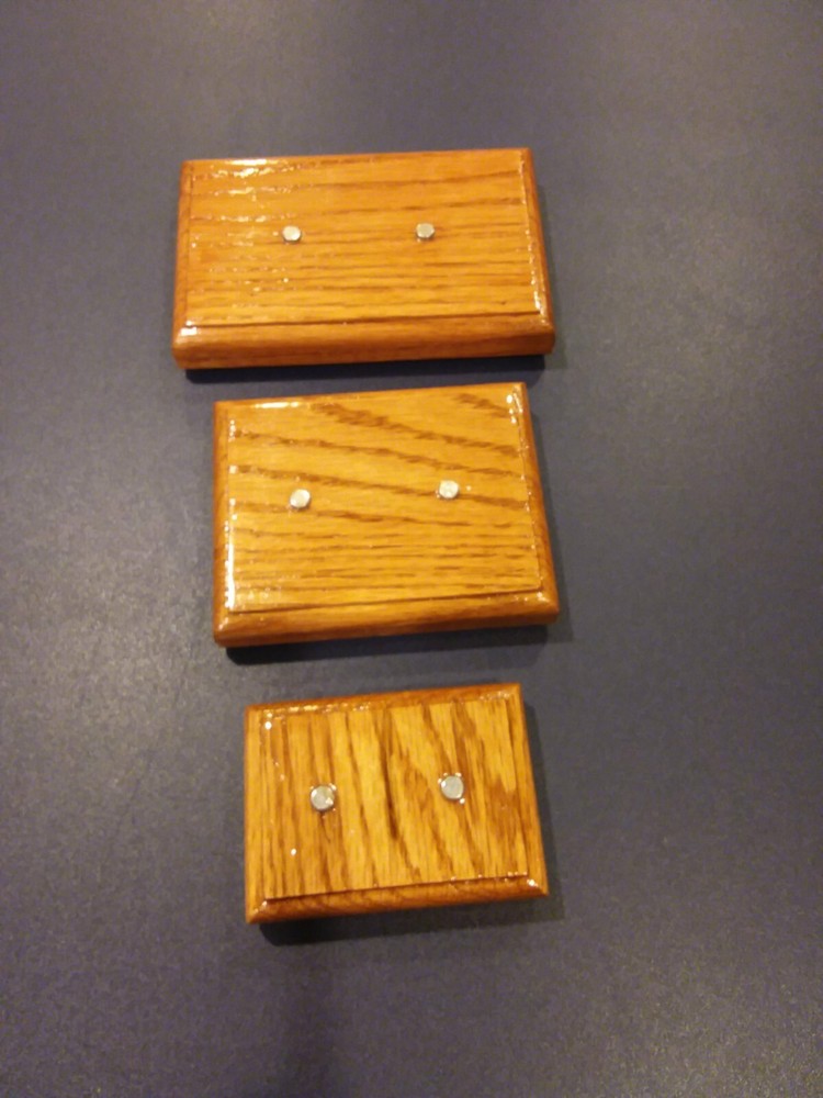 Knife Display Stand, red oak. (3-stands)