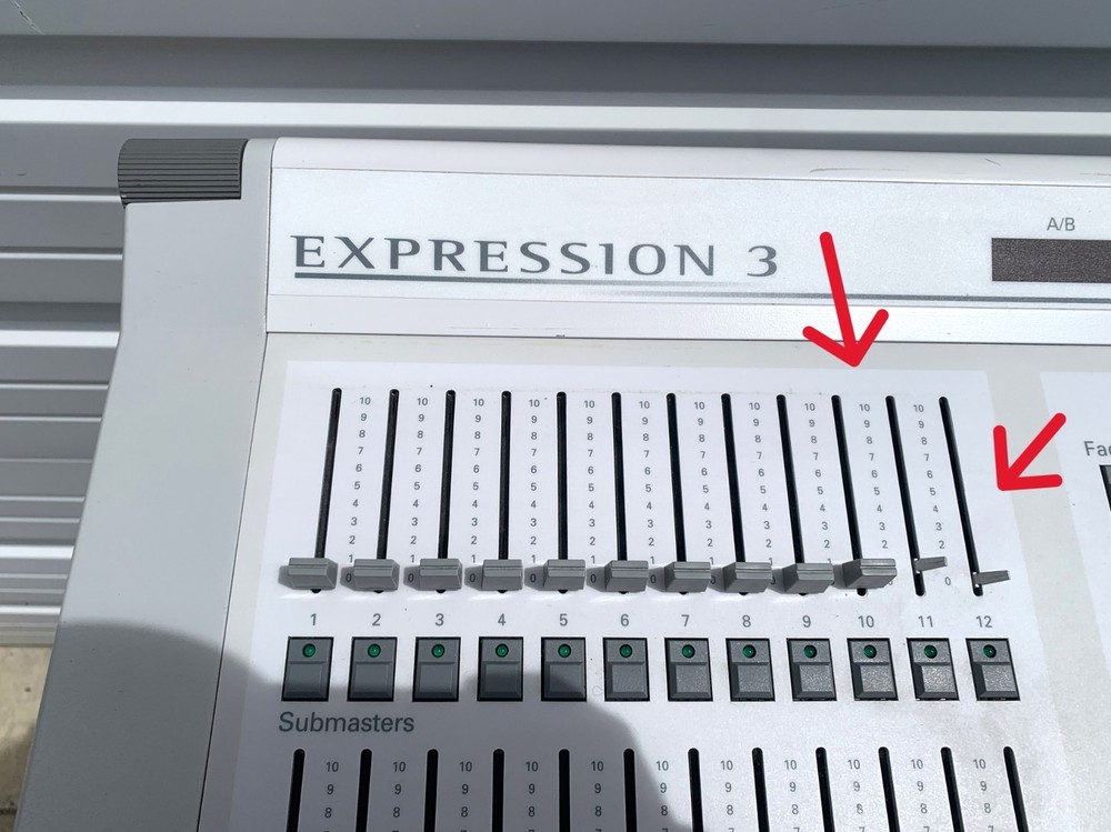 Electronic Theatre Controls Expression 3 Lighting Console Untested