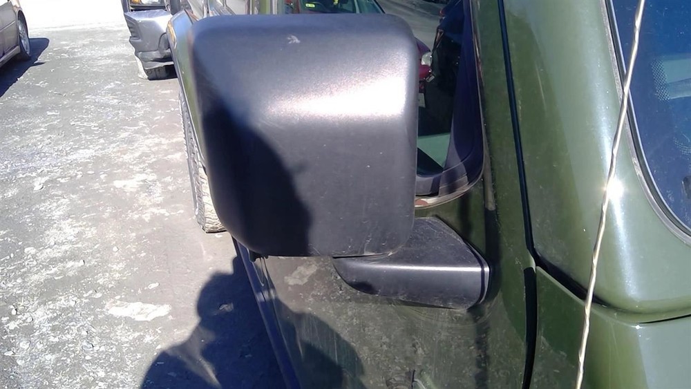 GLADIATOR 2021 Glove Box 2125827