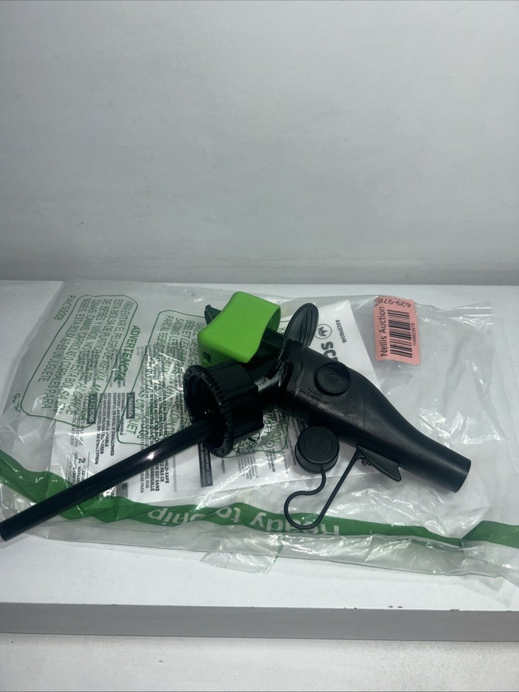 New Scepter Capless Gas Tank Funnel