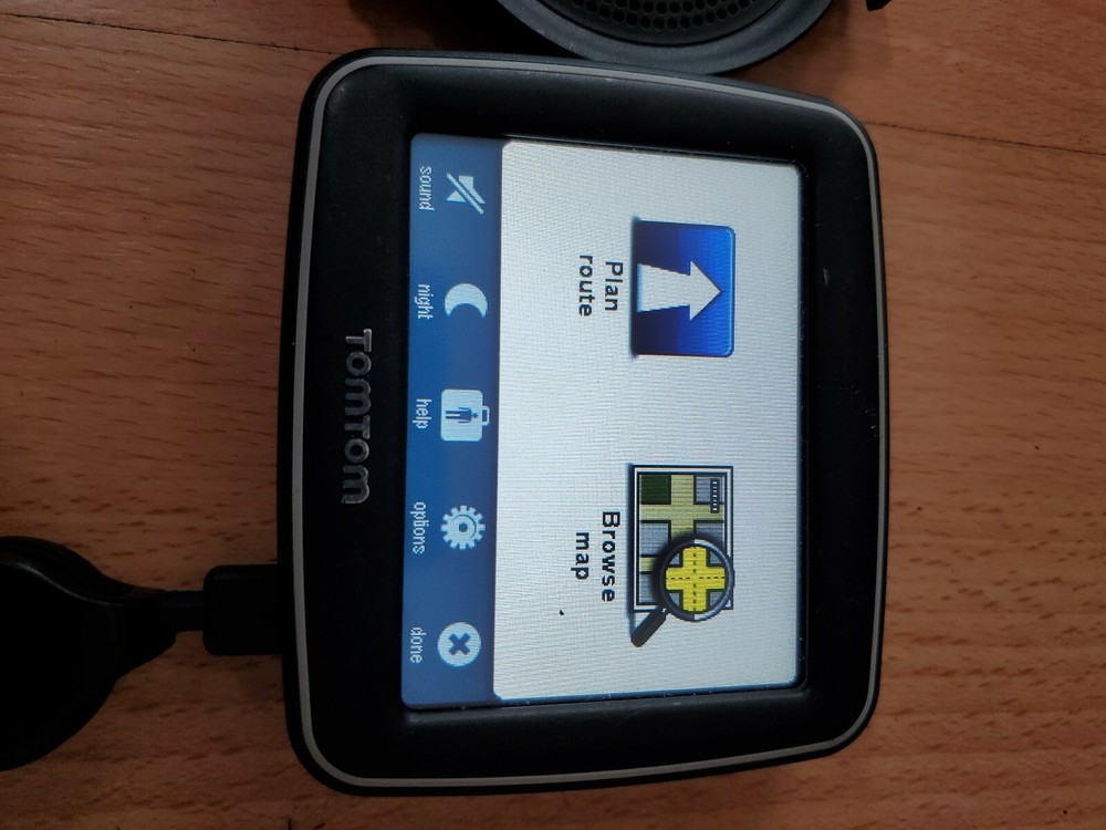 TomTom EASE GPS Model 1EX00