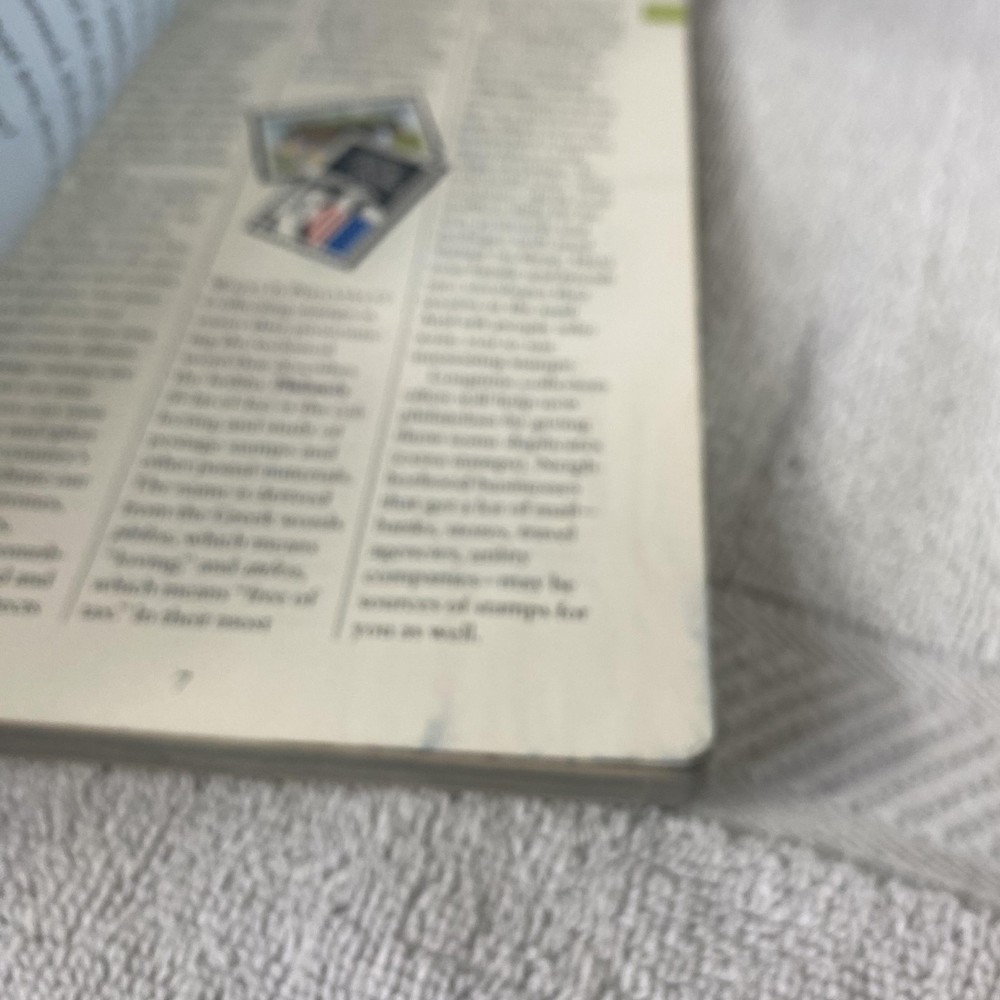 Vintage 1990 Postal Service Guide To U.S. Stamps Book USPS Scott Values USA