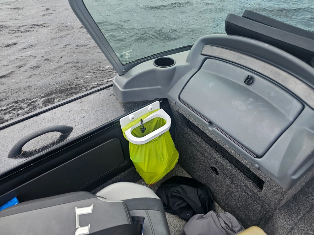 Garbage Holder for LUND Sport Track System