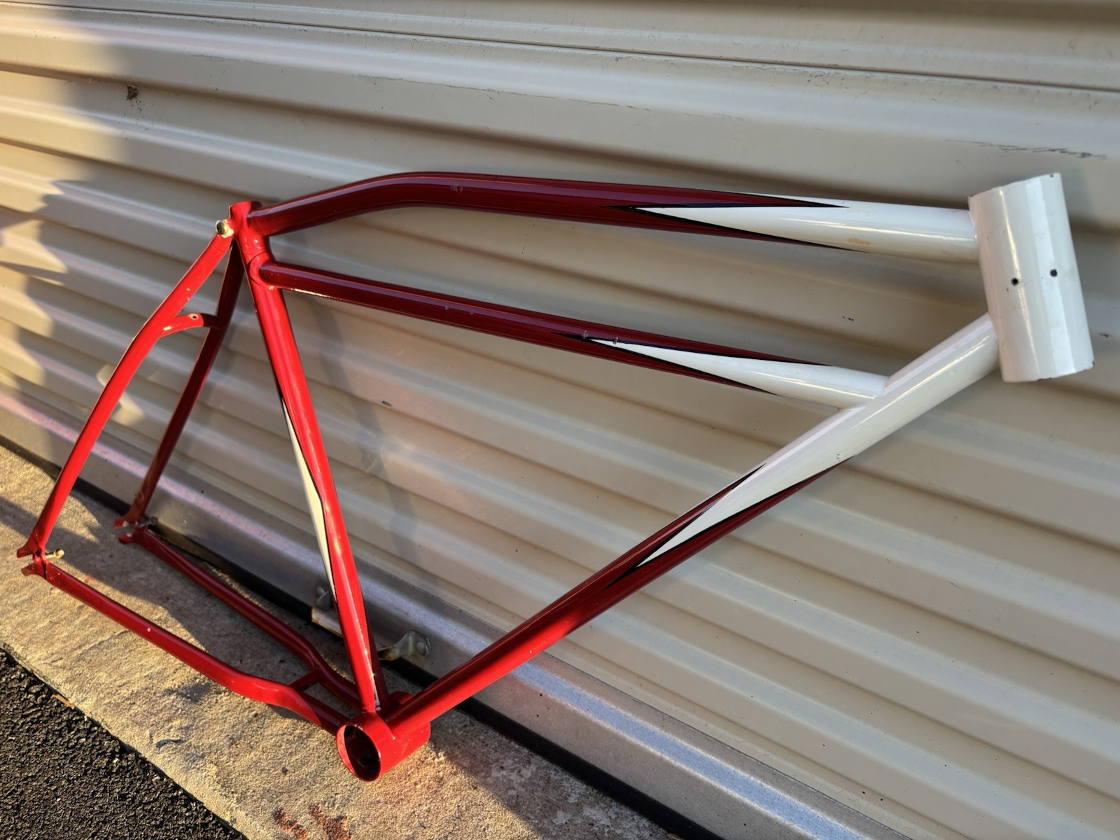 ANTIQUE 1920'S CIRCA UNIDENTIFIED 28" RESTORED MOTORBIKE BICYCLE FRAME SET