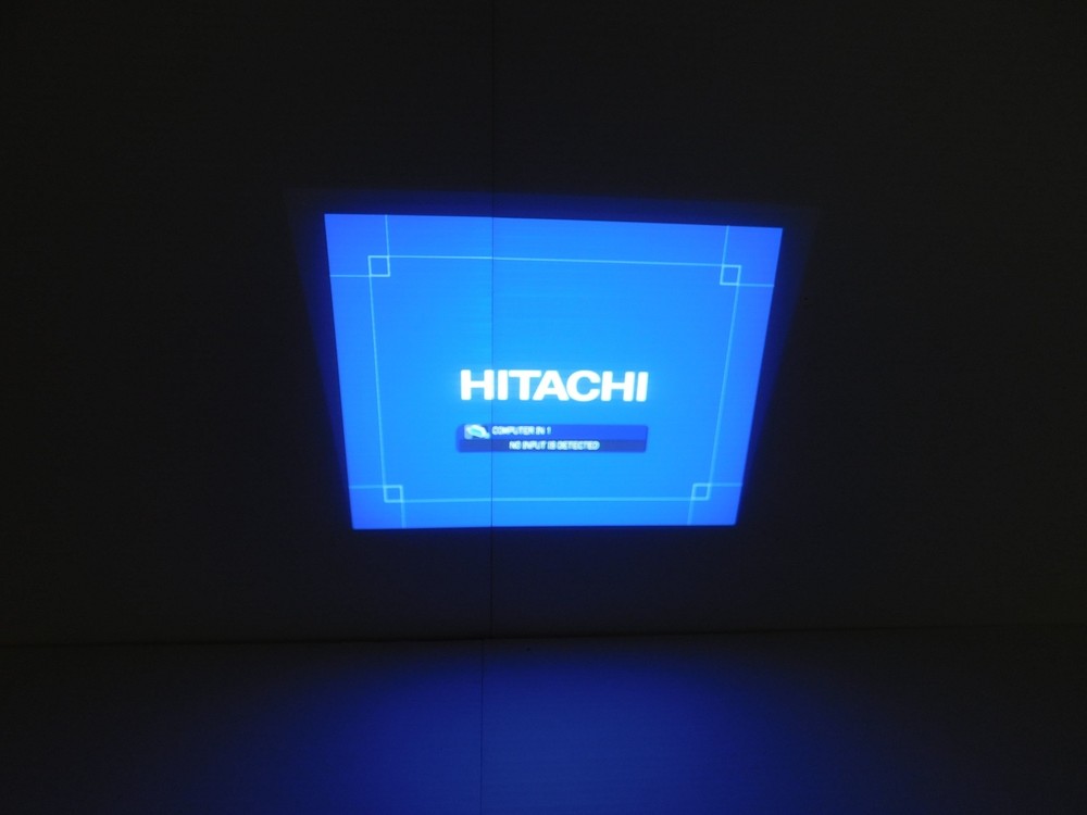 ^^ HITACHI CP-X4015WN 3LCD PROJECTOR (ASP9)