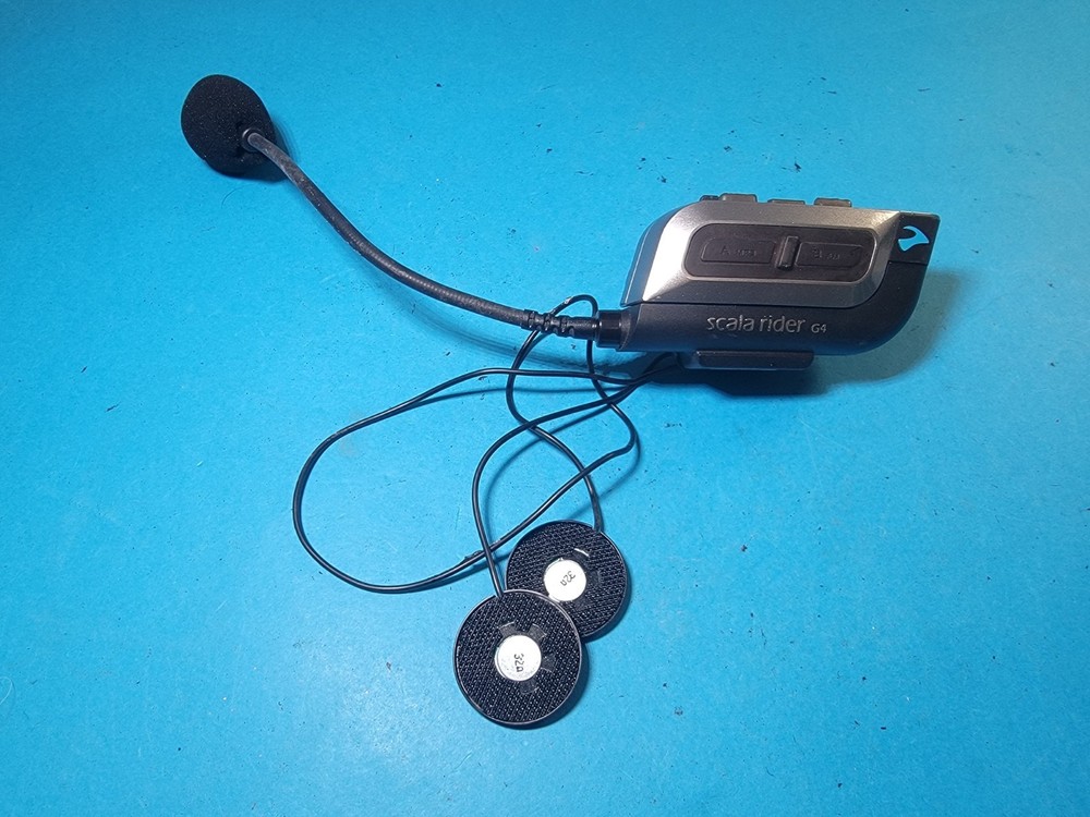 Scala Rider G4 Motorcycle Bluetooth Intercom - UNTESTED.