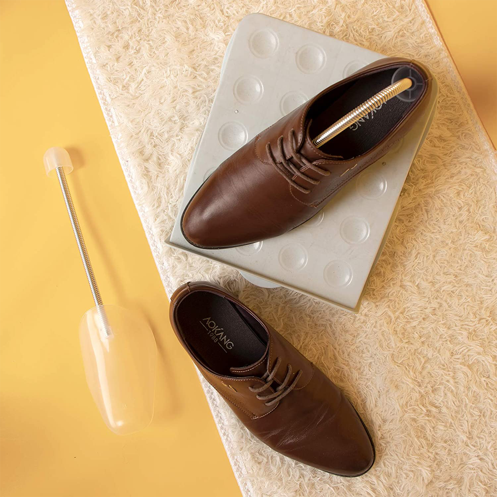 1-2 Pairs Adjustable Plastic Spring Men Women Shoe Trees Shaper Keeper Stretcher