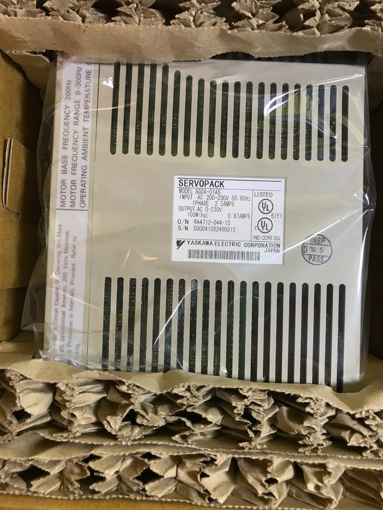 Yaskawa SERVOPACK SGDA-01AS Amplifier Controller NEW