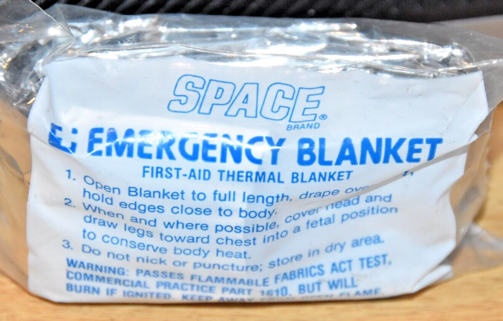 EMERGENCY BLANKET FIRST-AID THERMAL BLANKET