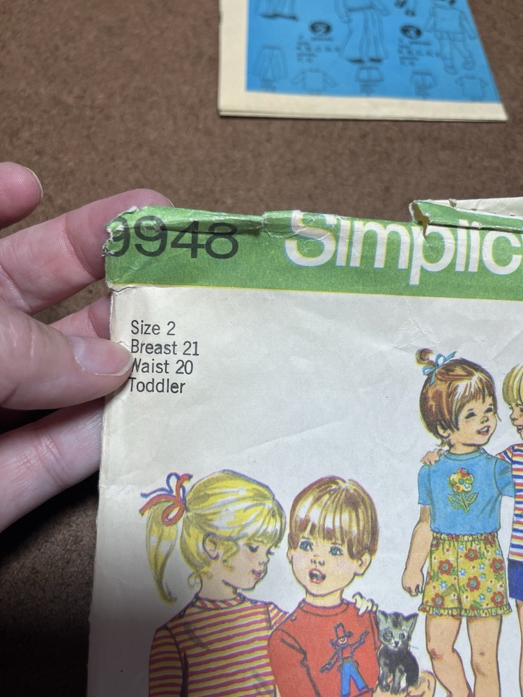 Simplicity 9948 Pattern Child Top Pants Shorts Size 2