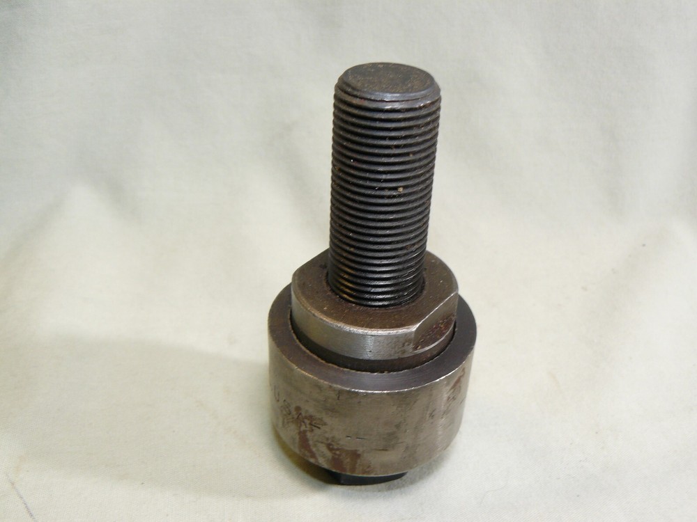 Greenlee 1-1/4" Conduit Knockout