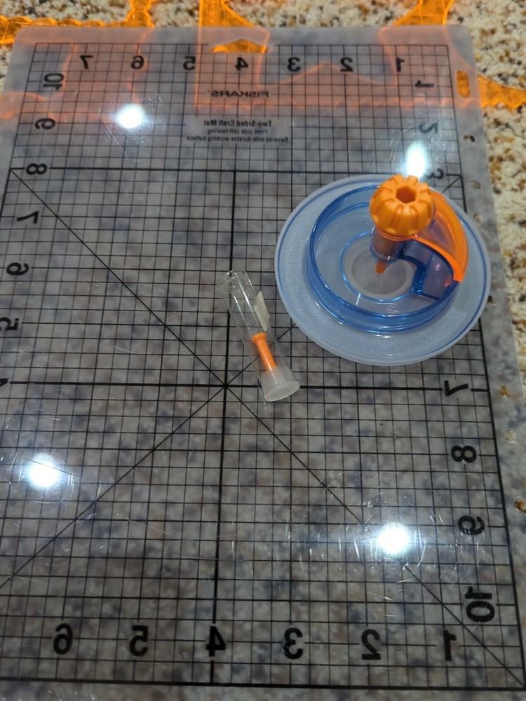 Fiskars Shape cutter, Starter Set With Mat Plus Letters Numbers