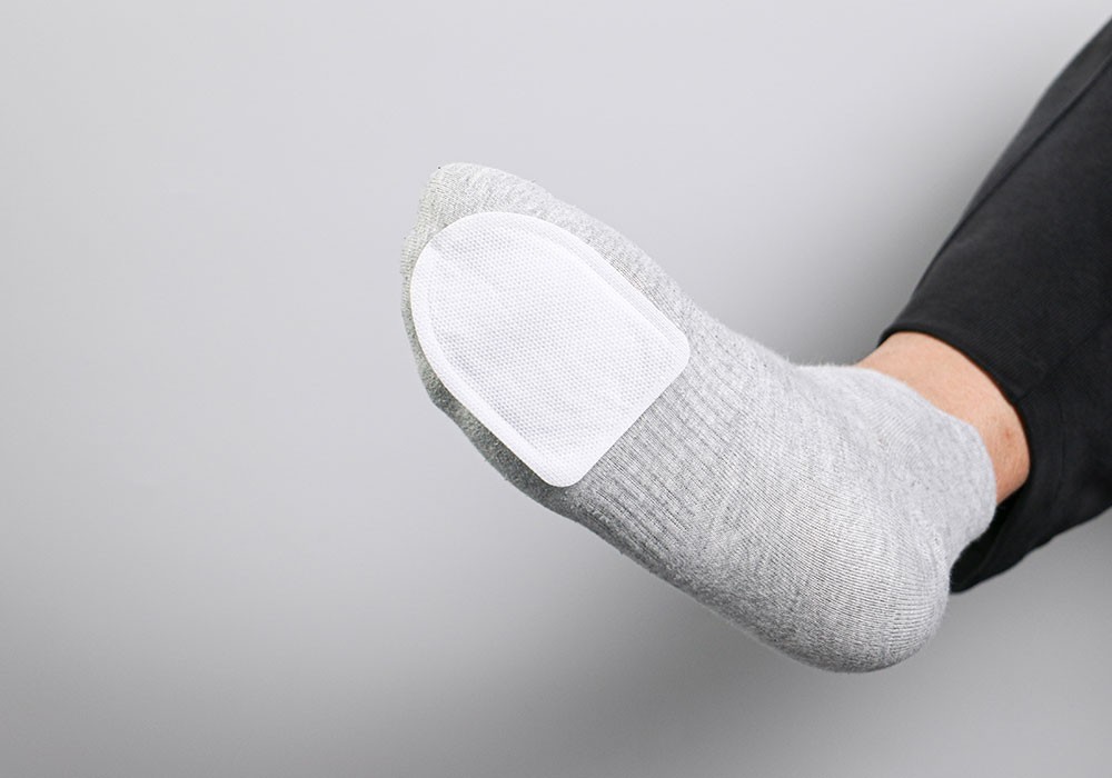 30 Pairs Little Hotties Toe Warmers - Adhesive Foot Warmers for Cold Weather