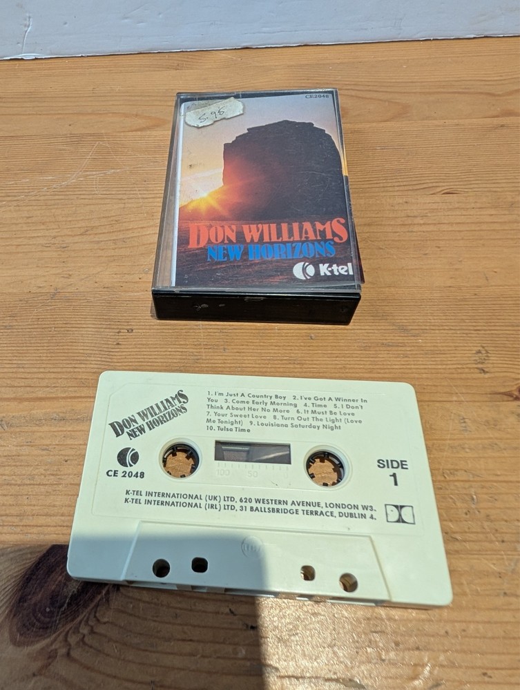 18 x Mixed Country Music Cassette Bundle - Willie Nelson, Don Williams, Patsy Cl