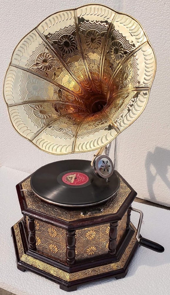 Antique Gramophone Fully Functional Working Phonograph win-up record player