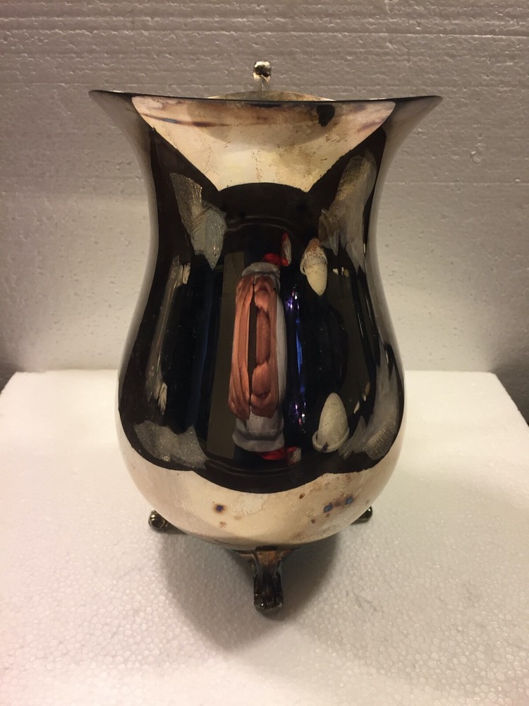 Vintage 9" INTERNATIONAL SILVER CO. Silverplate Water Pitcher Footed