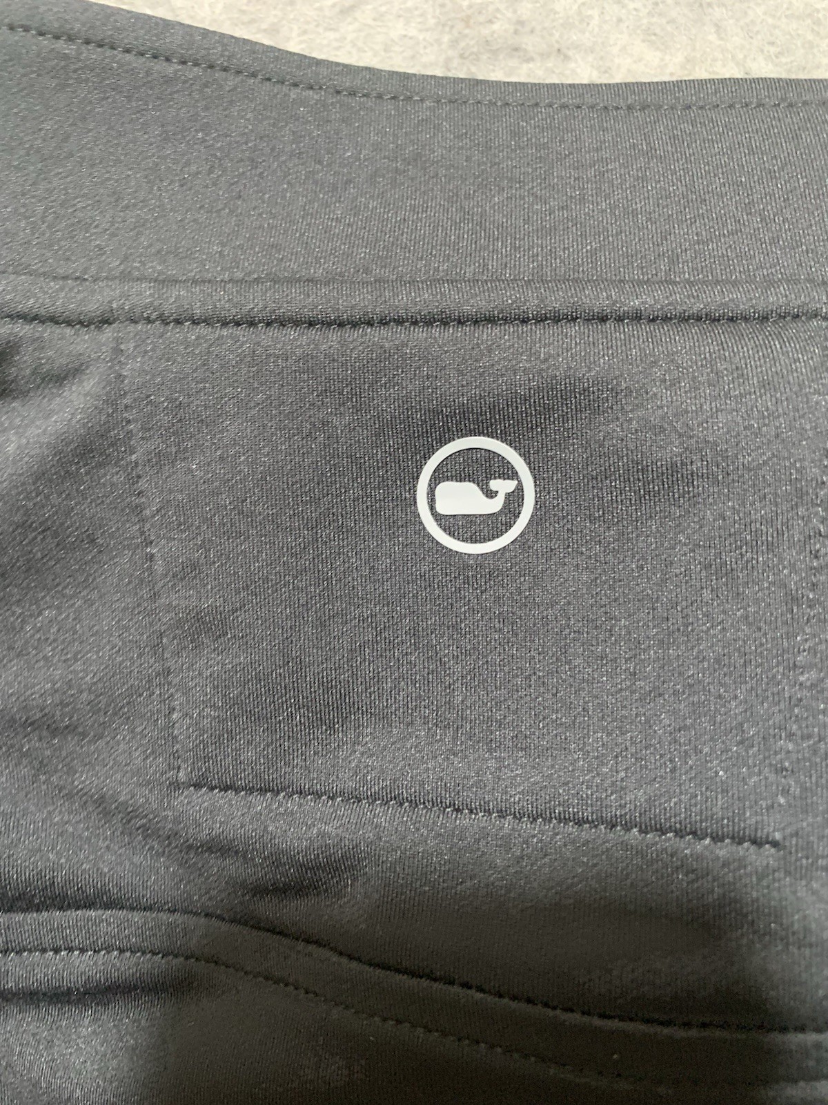 NWT Vineyard Vines Performance Club 1/4 Zip Men’s Size MEDIUM Jet Black NEW