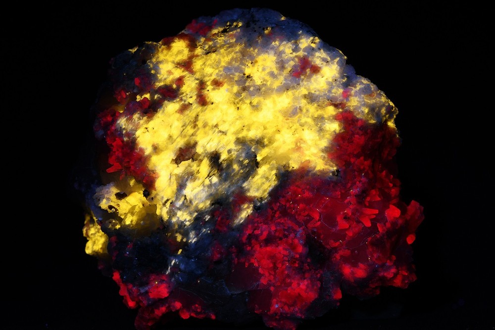 Fluorescent Ruby, Scapolite from China