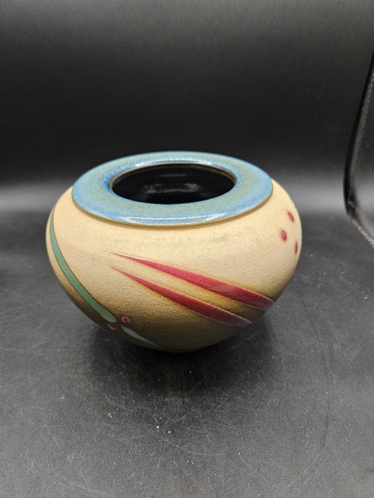 VTG. Ceramic Pottery Vase Multicolored