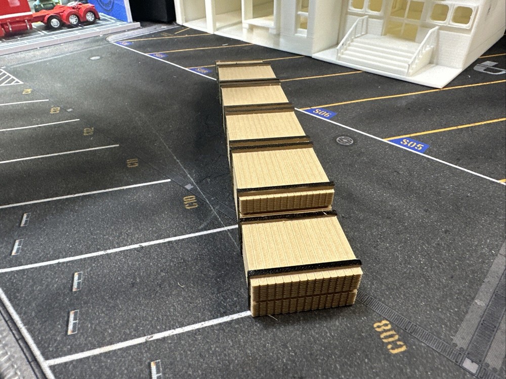1/64 DCP Wood Lumber Load for Flatbed Trailer