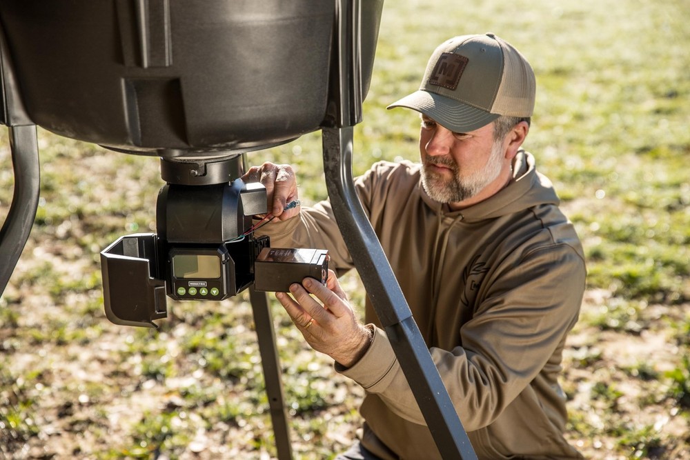 Moultrie 6 Volt Tab Top Battery - Designed for Pro Hunter 3 Black