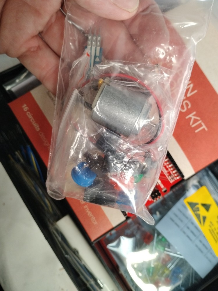 Sparkfun Inventor's Kit - Sparkfun Electronics KIT-12060 V3.2
