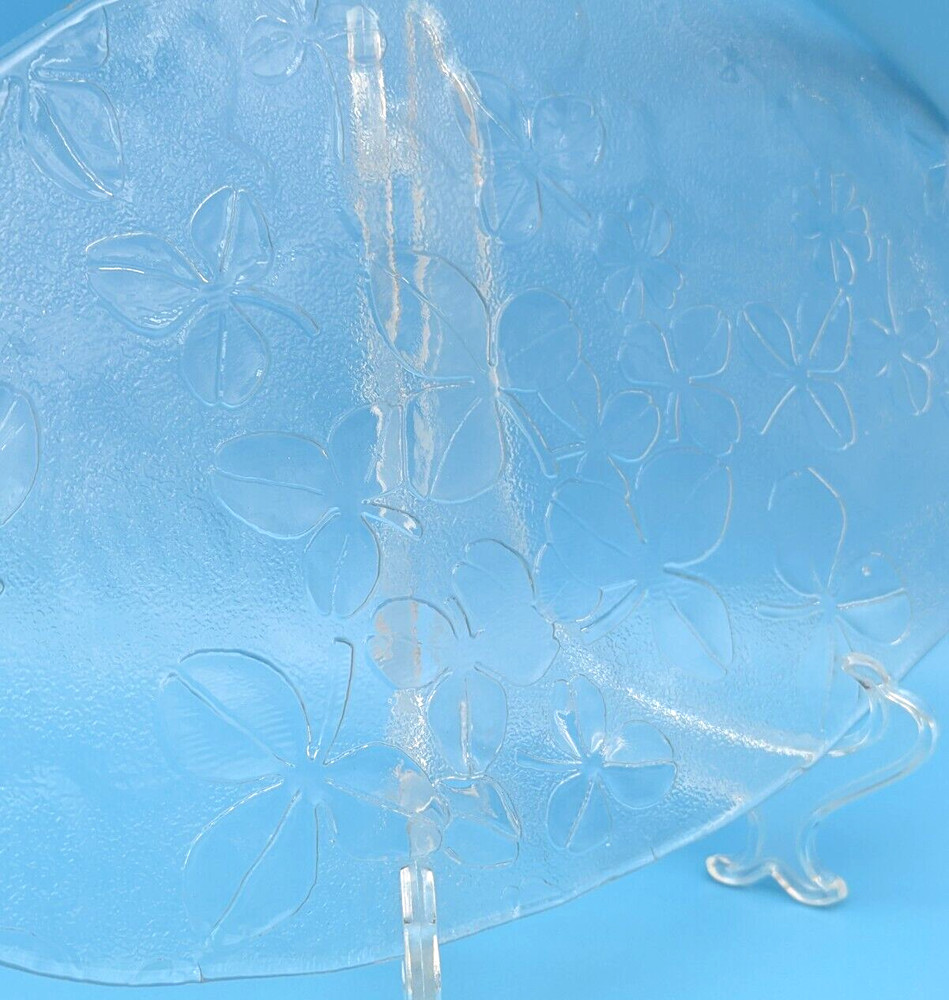 Embossed Clover Oval Glass Tray Platter Handles