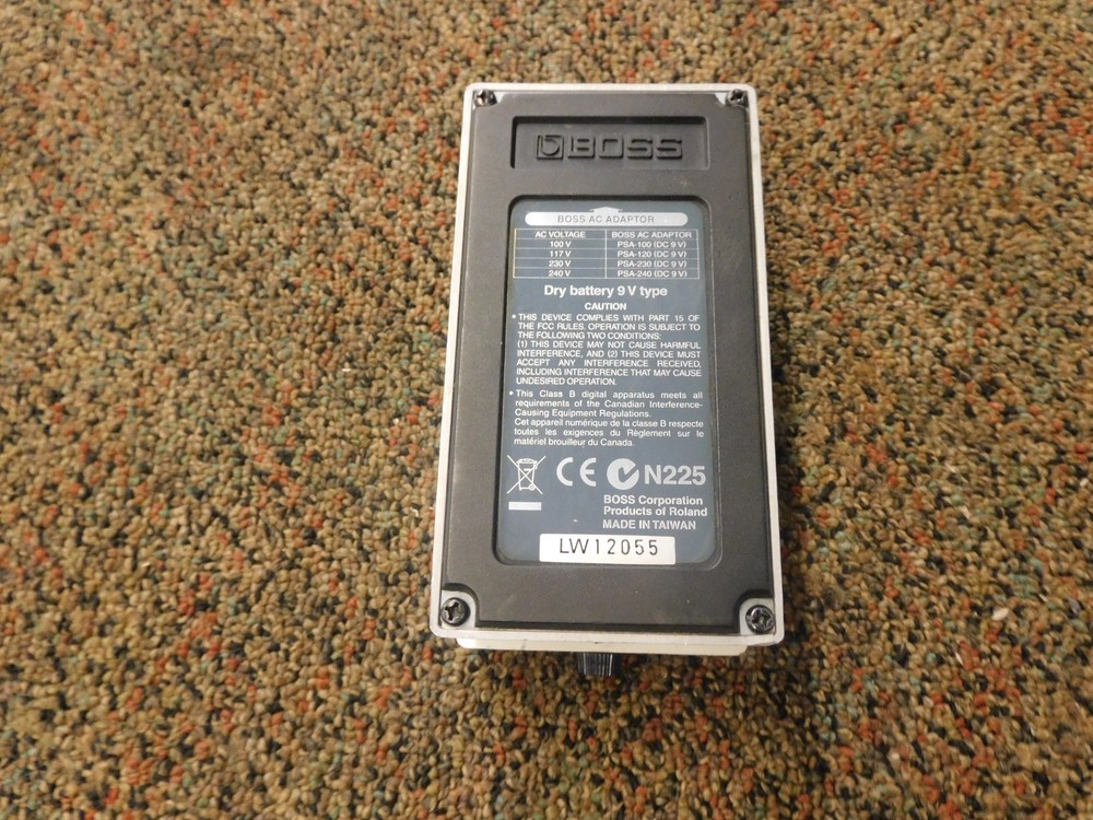 Boss DD-6 Delay Guitar Effect Pedal