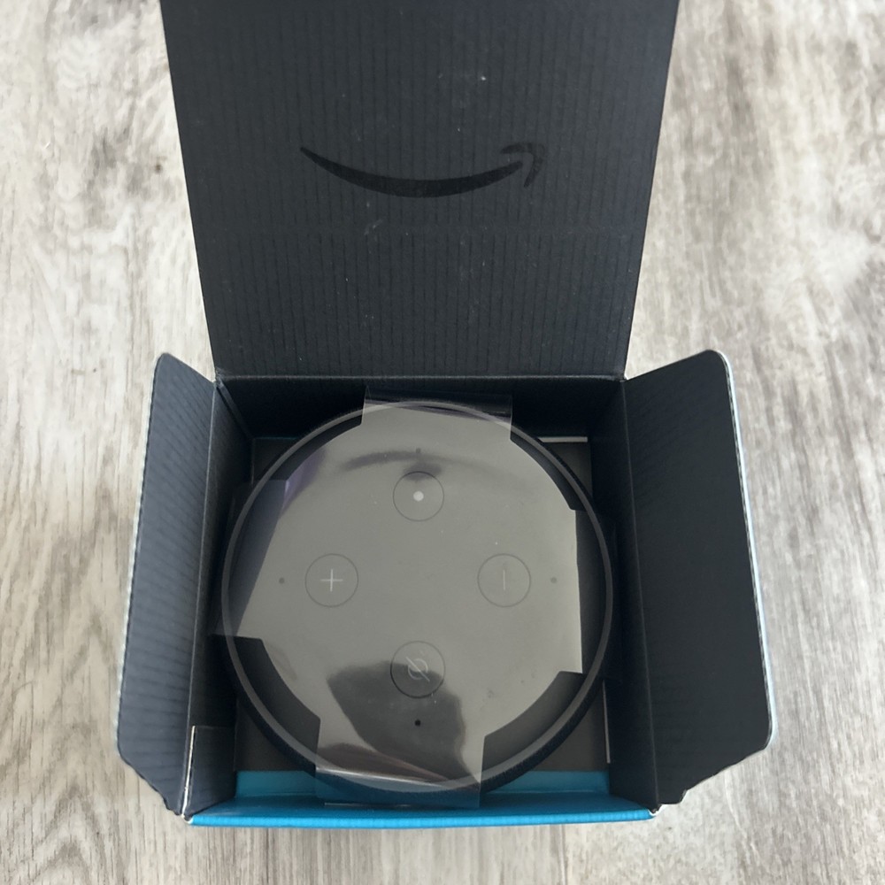 Amazon Echo Dot (3rd Generation) Smart Speaker - Charcoal