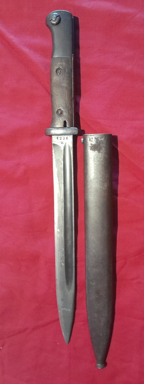 German K98 bayonet, WKC 1938 - Non matching 1942 scabbard By Hörster