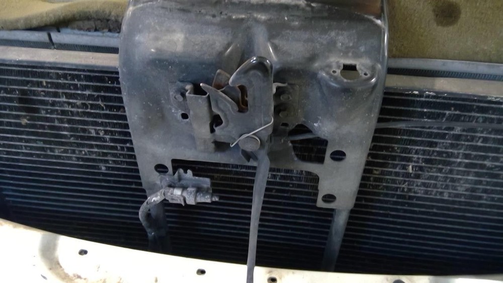 Hood Latch Fits 02 Deville 3826673