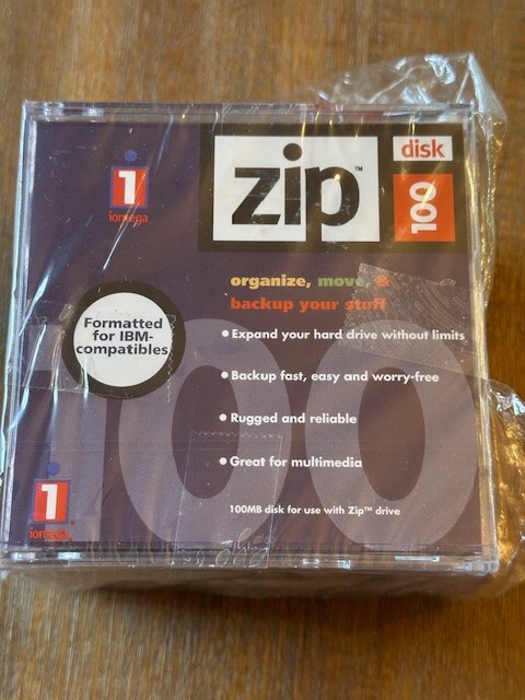 6 Zip disk 100MB Disk for use with Zip Drive Formatted for IBM-Compatibles