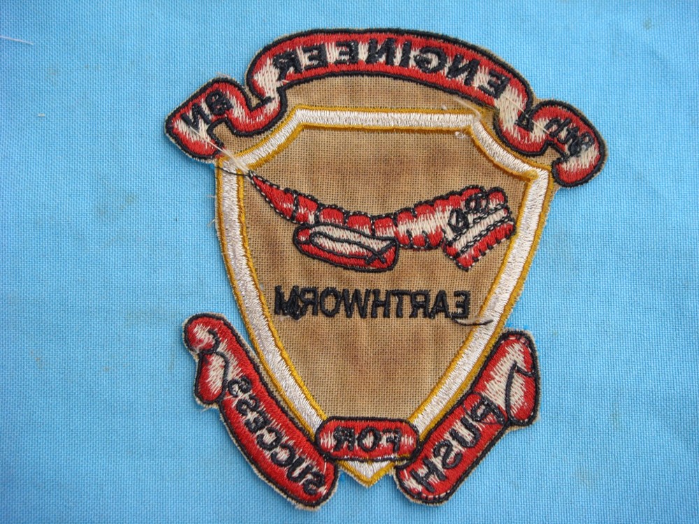VIETNAM WAR PATCH, USMC 9th ENGINEER BATTALION " PUSH FOR SUCCESS "