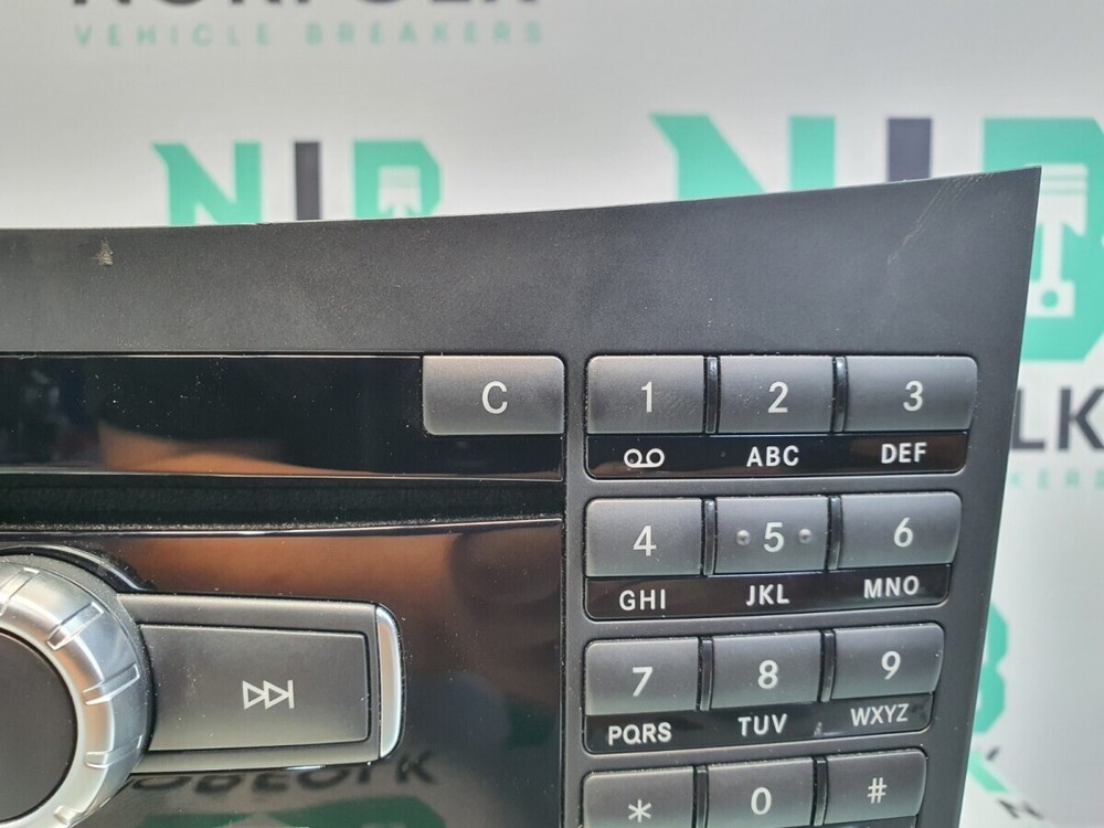 Mercedes CLS Head Unit High ECE Changer A2189003802