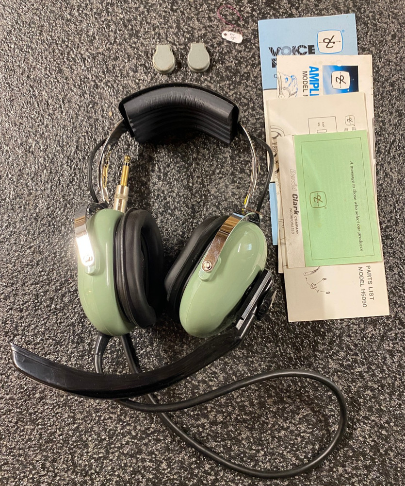 David Clark Model H5030 Aviation Headset
