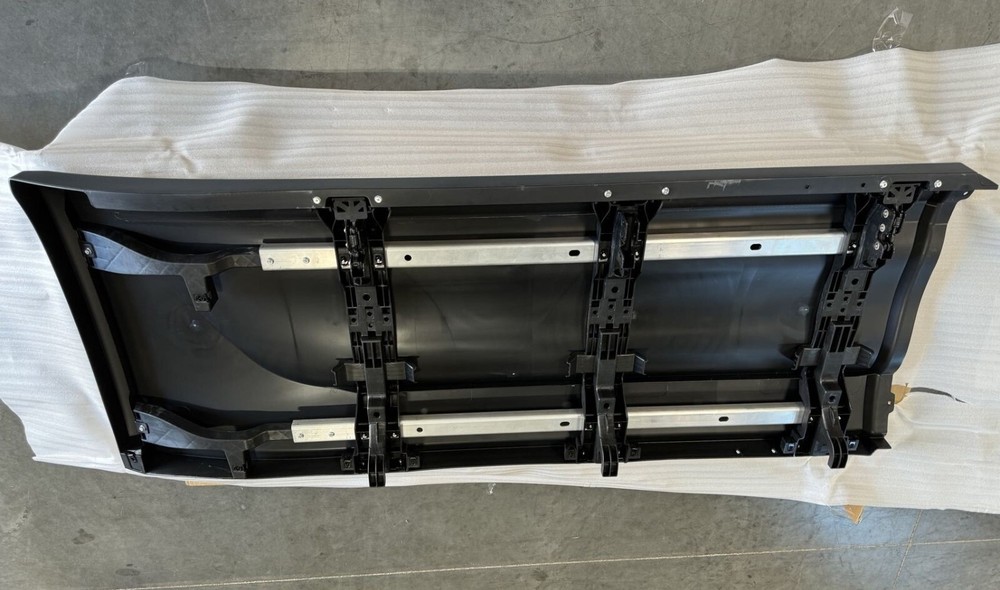 Rear Side Panel with Bracket Left Driver Side For Peterbilt 579 2023+