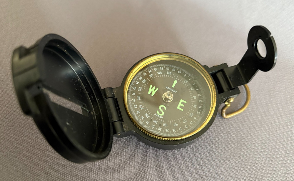 VINTAGE Bakelite ENGINEER LENSATIC COMPASS