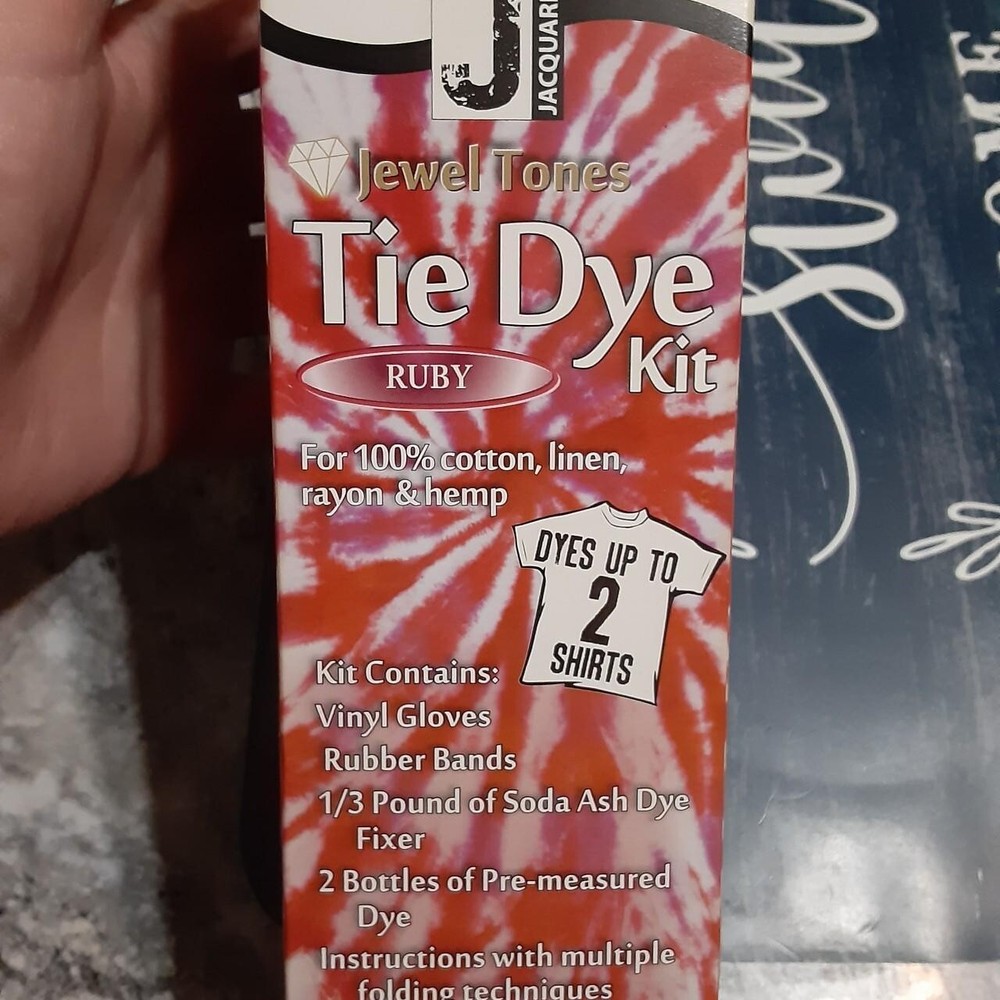Jacquard Ruby Red Tie Dye Kit